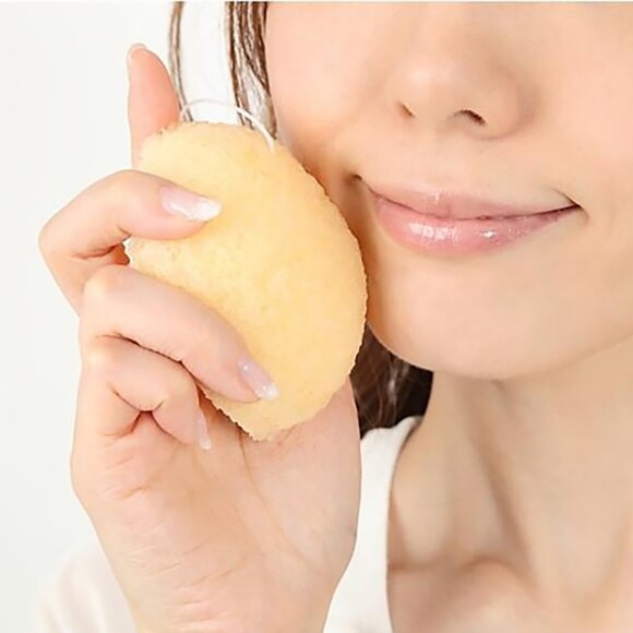 HARPER BELLE BEAUTY Organic Konjac Sponge | Citrus Fruit for Dry Skin - Picture 4 of 5